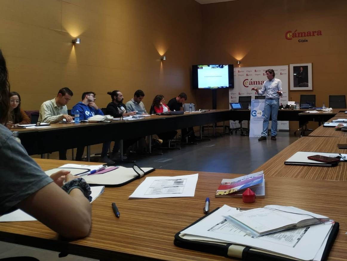 Clinic Joven emprenda Planificación Kike