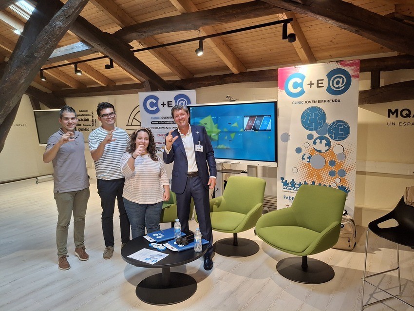 Asturias joven emprenda Cliniqueros