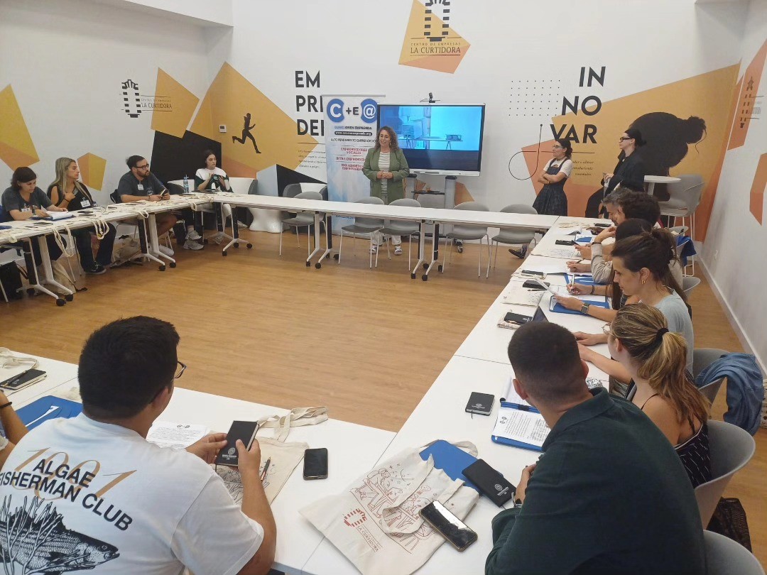 Clinic Joven emprenda La Curtidora