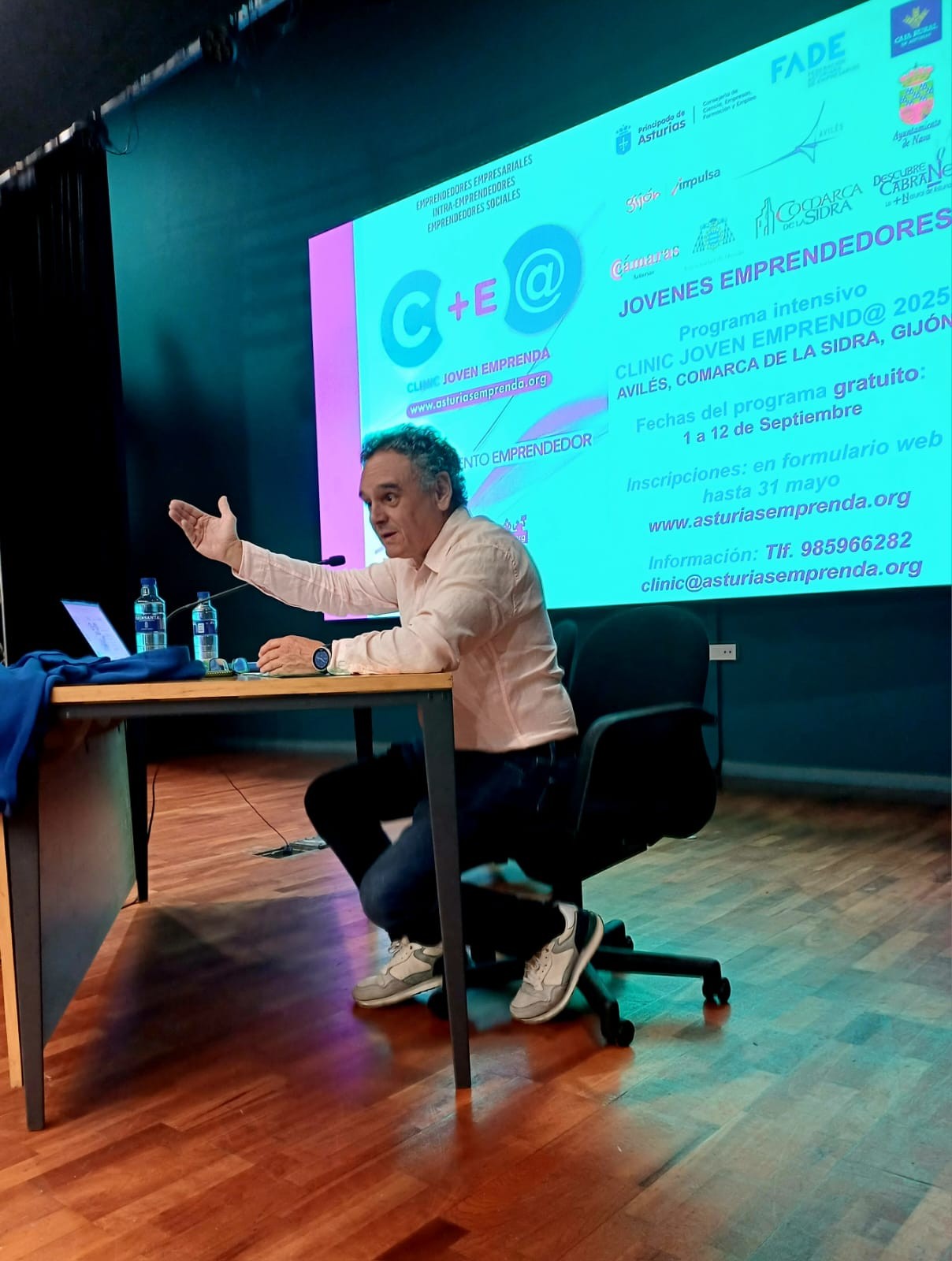 Asturias joven emprenda Ayto Nava