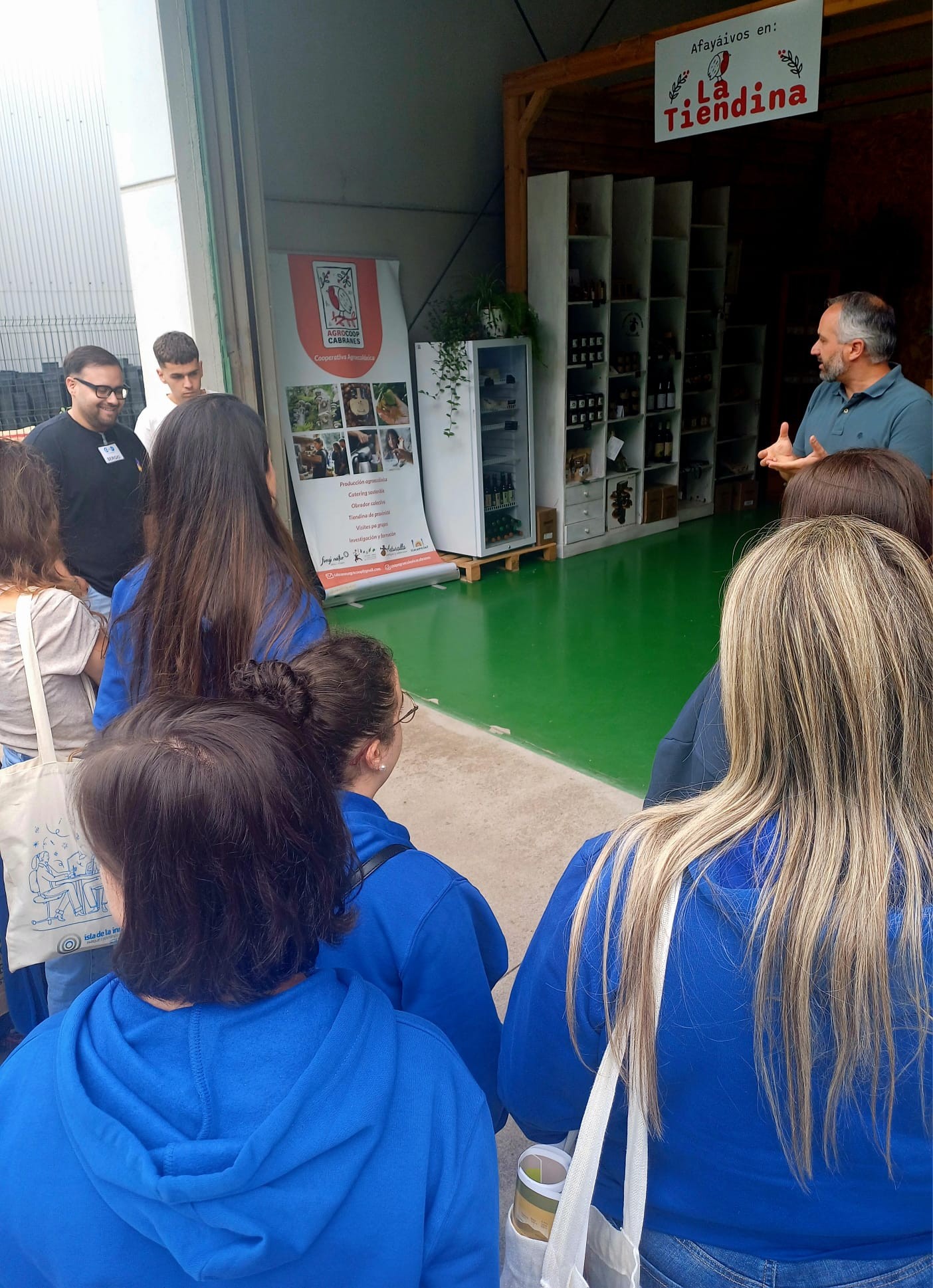 Clinic Joven emprenda Visitas empresas