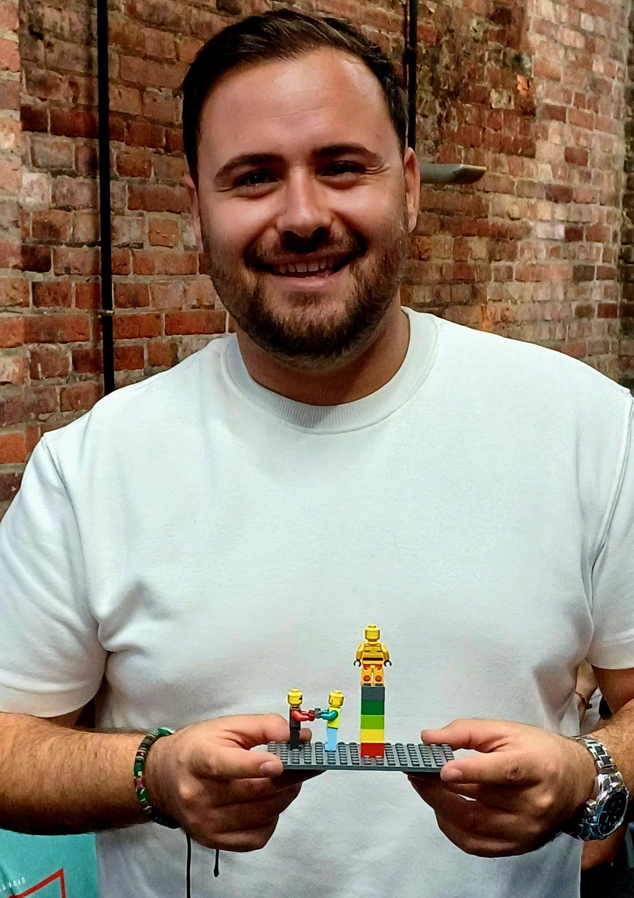 Asturias joven emprenda Lego