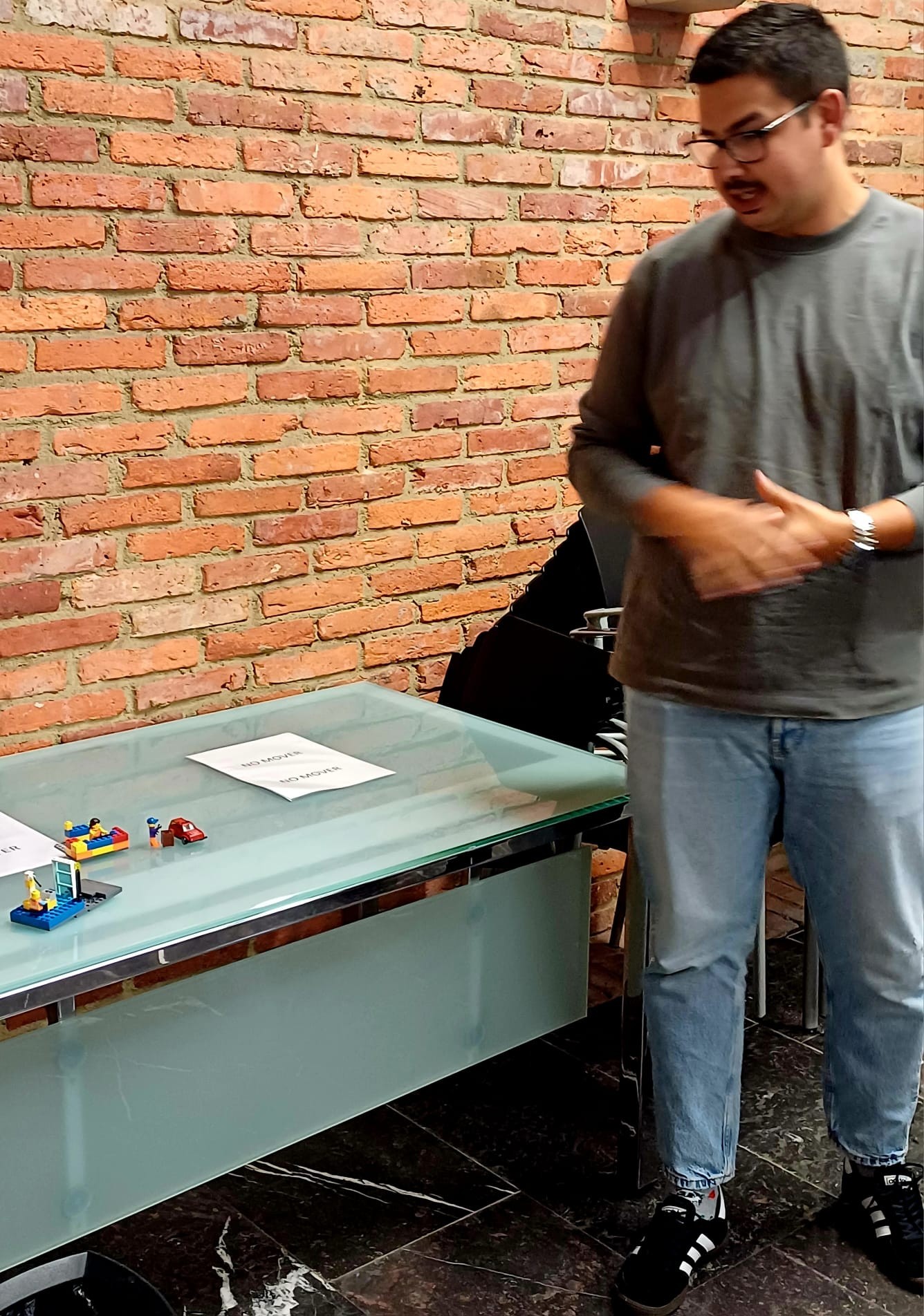 Asturias joven emprenda Lego