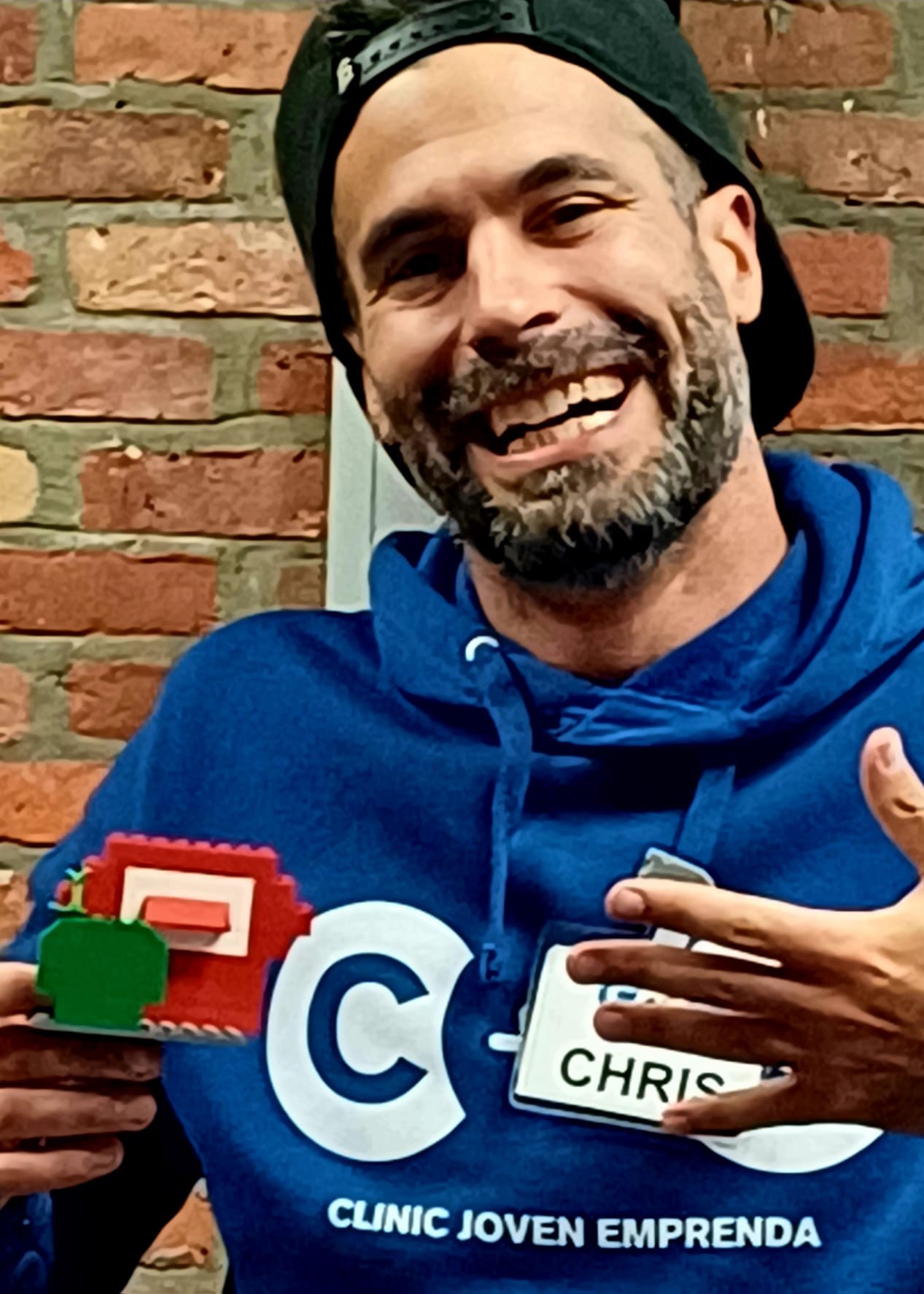 Asturias joven emprenda Lego