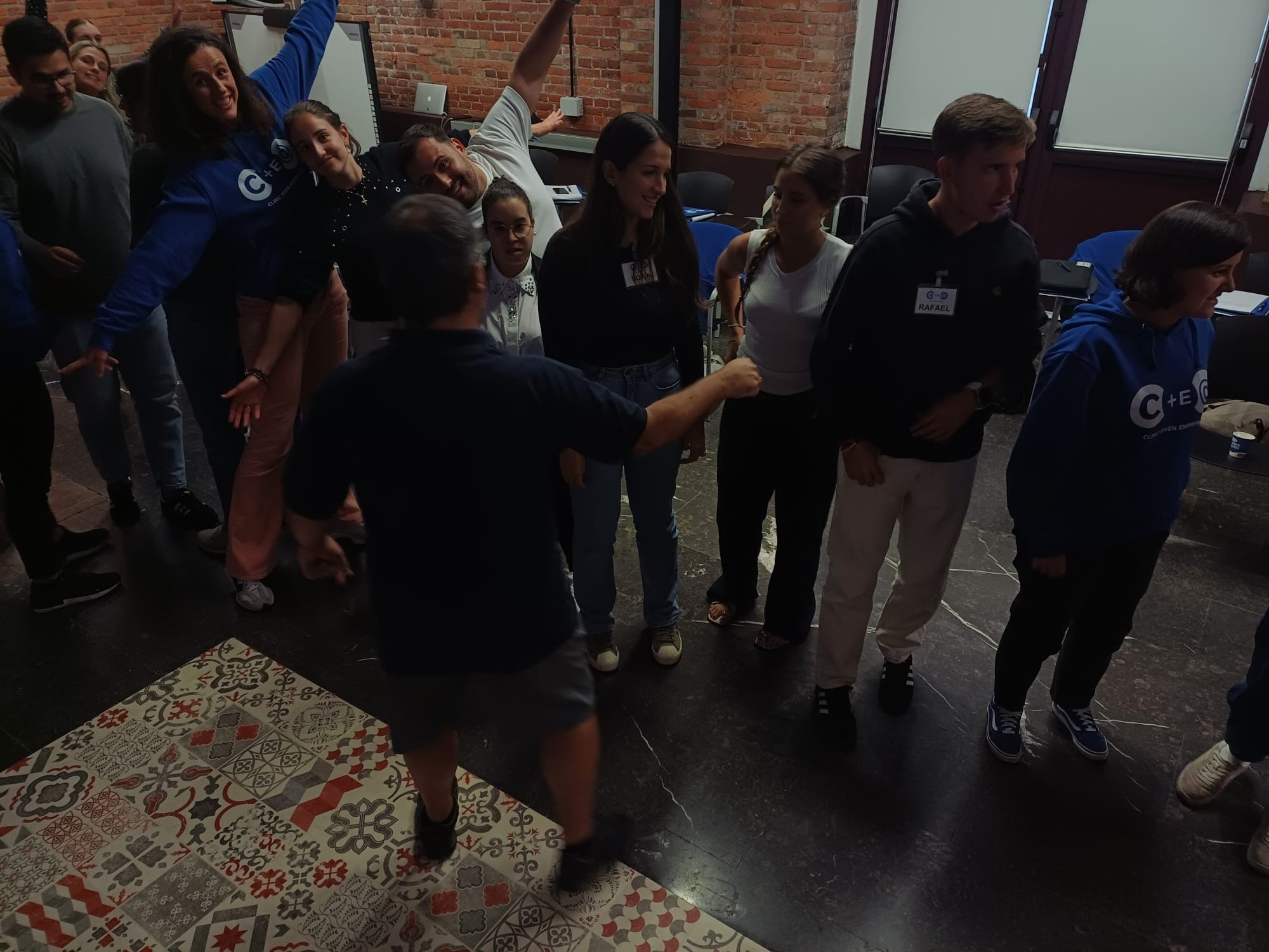 Clinic Joven emprenda Entrevistas