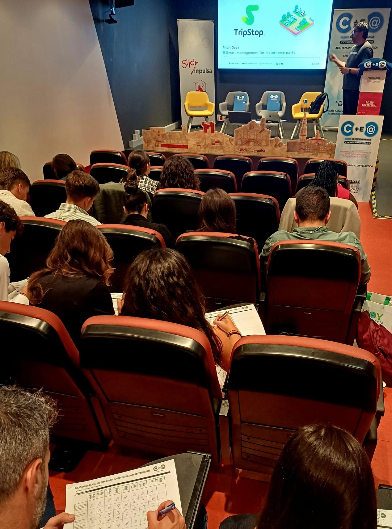 Asturias joven emprenda Tripstop