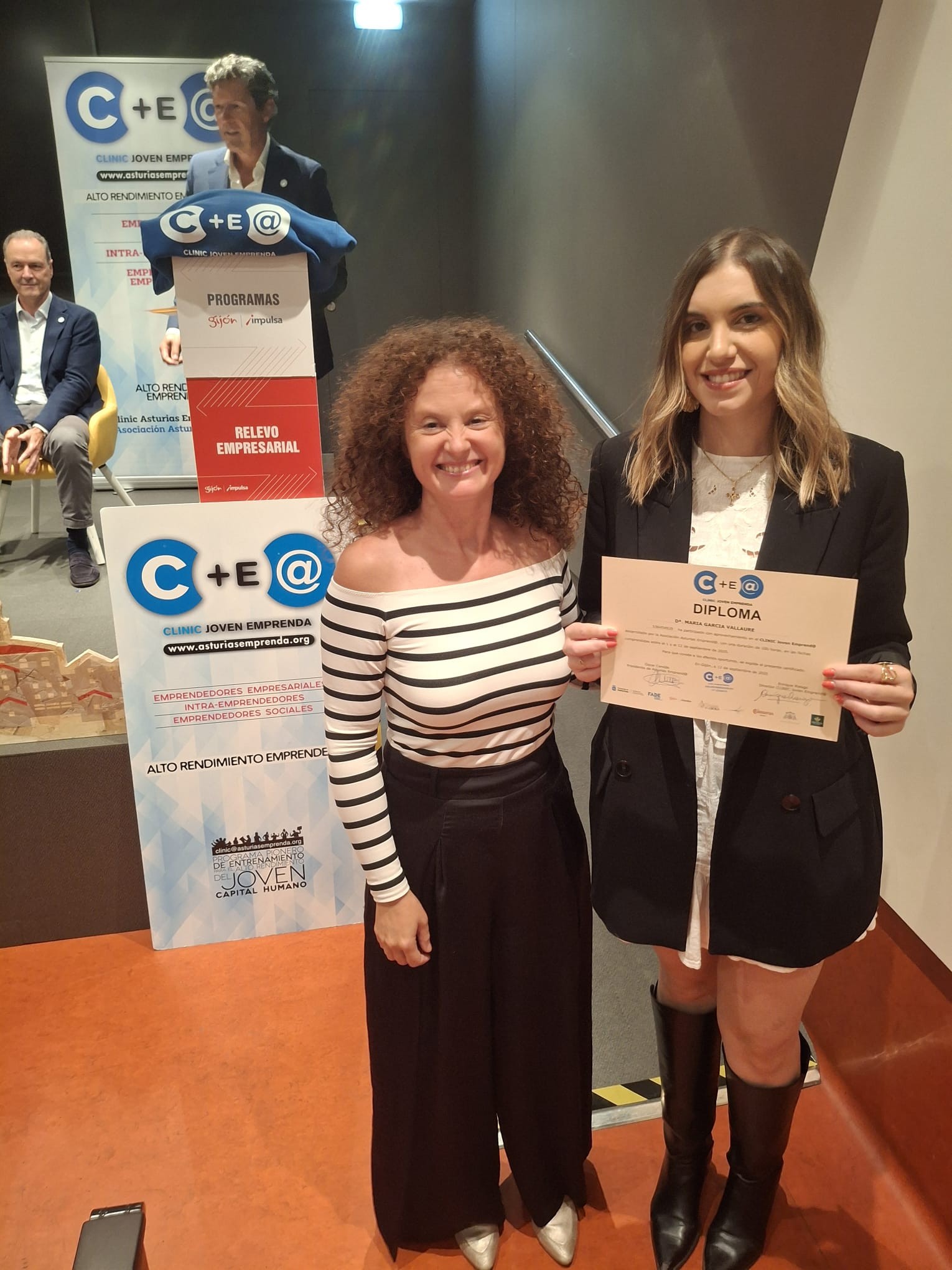 Asturias joven emprenda Diplomas