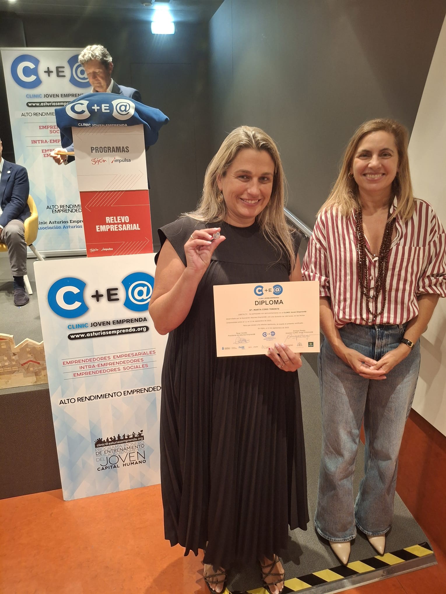 Asturias joven emprenda Diplomas