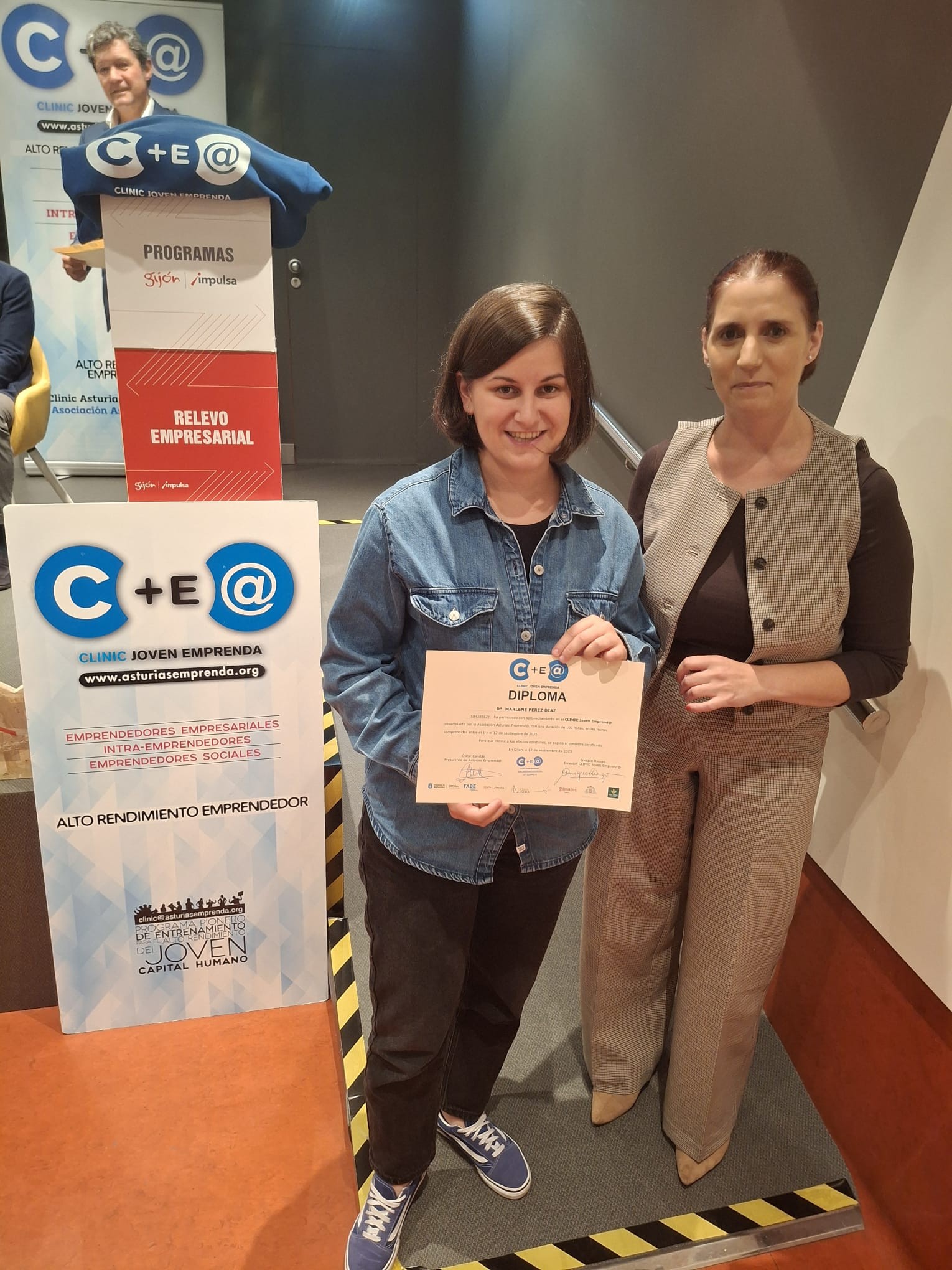 Asturias joven emprenda Diplomas